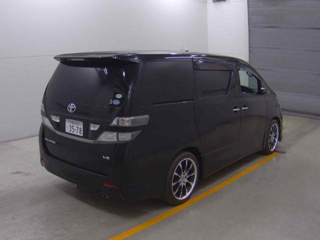 TOYOTA VELLFIRE 2009