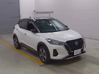 NISSAN KIX 2024