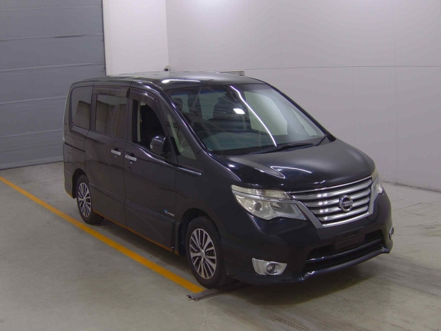 NISSAN SERENA 2014