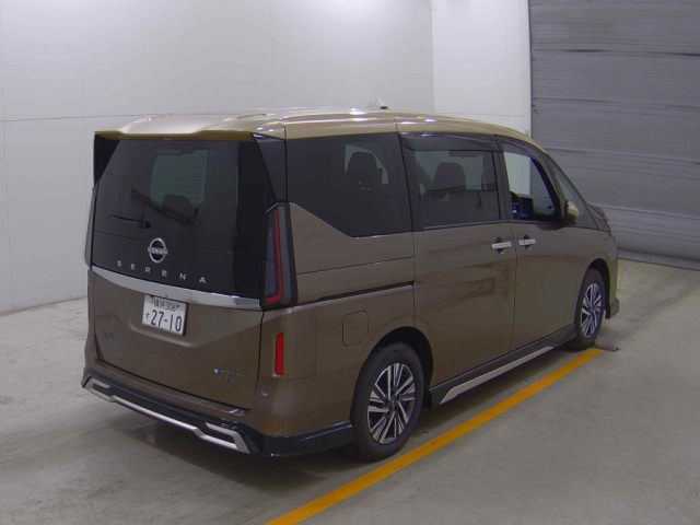 NISSAN SERENA 2024