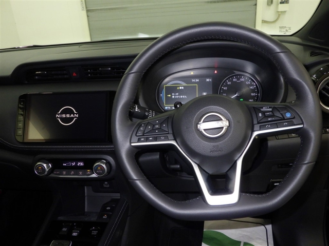 NISSAN KIX 2024