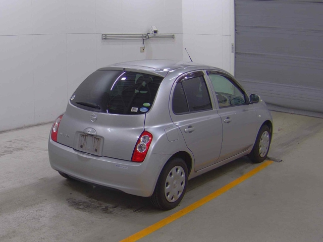 NISSAN MARCH 2010