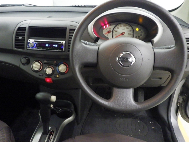 NISSAN MARCH 2010