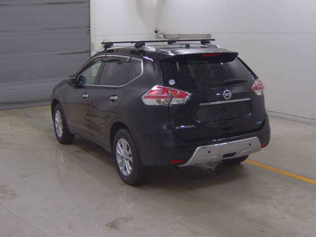 NISSAN X-TRAIL 2014