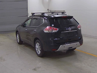 NISSAN X-TRAIL 2014
