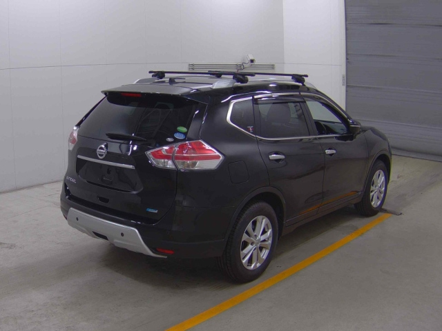 NISSAN X-TRAIL 2014