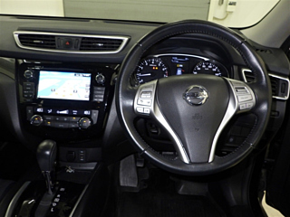 NISSAN X-TRAIL 2014