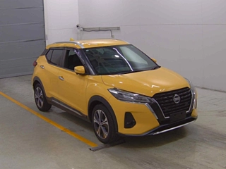 NISSAN KIX 2020