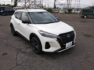 NISSAN KIX 2024