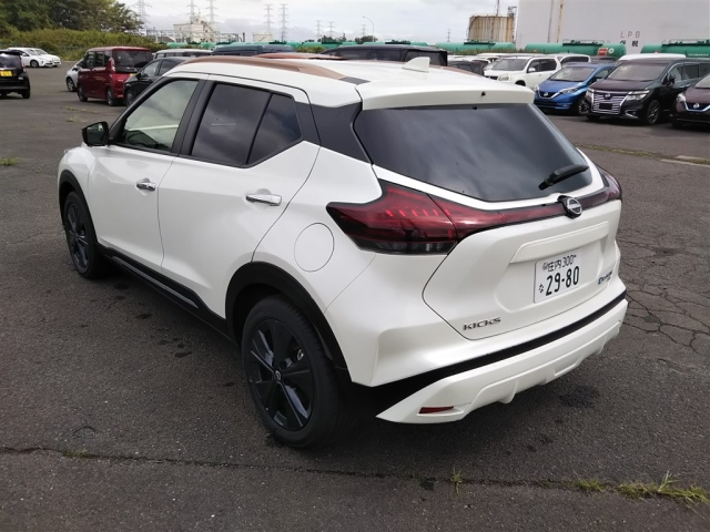 NISSAN KIX 2024