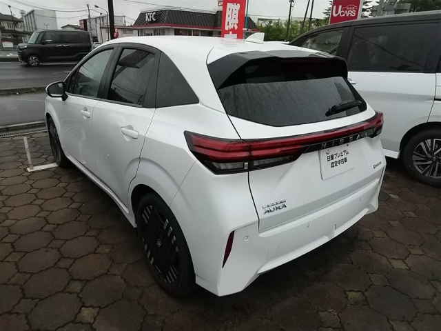 NISSAN AURA 2024