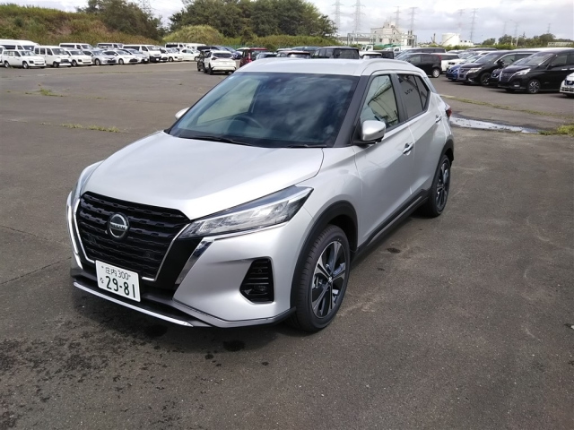 NISSAN KIX 2024