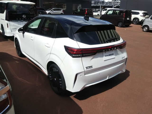 NISSAN AURA 2024