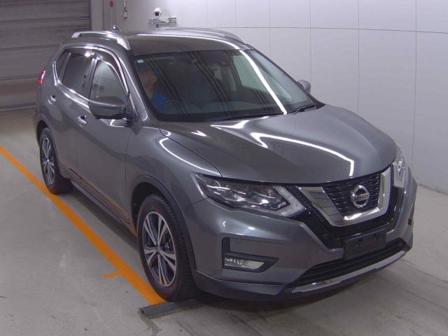 NISSAN X-TRAIL 2018