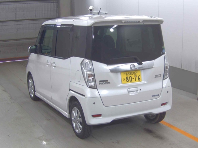 NISSAN DAYZ ROOX 2017