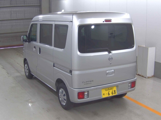 NISSAN CLIPPER VAN 2024