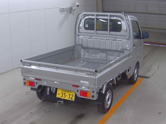 NISSAN CLIPPER TRUCK 2024