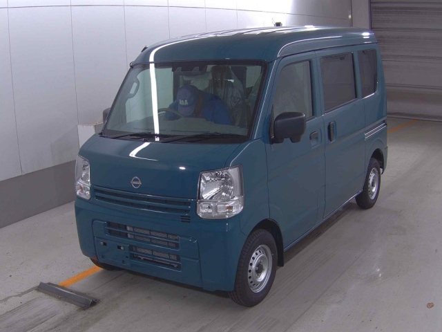NISSAN CLIPPER VAN 2025
