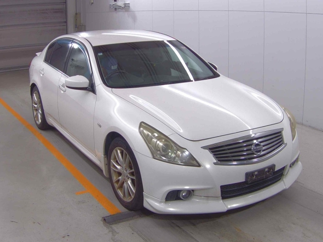 NISSAN SKYLINE 2010