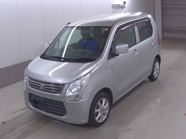 SUZUKI WAGON R 2013