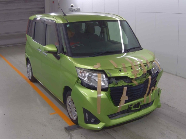 TOYOTA ROOMY 2017