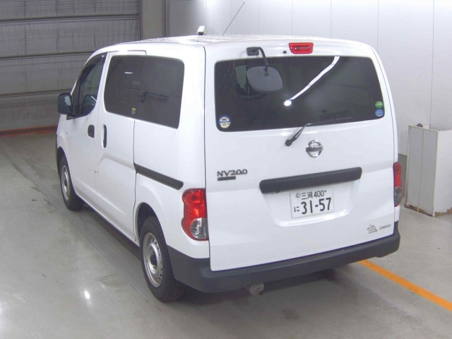 NISSAN NV200 2020
