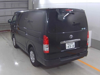 TOYOTA HIACE VAN 2014