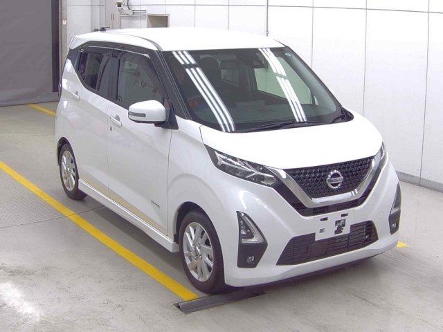 NISSAN DAYZ 2022