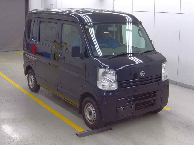 NISSAN CLIPPER VAN 2017