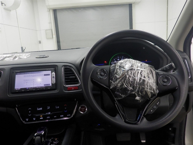 HONDA VEZEL 2014