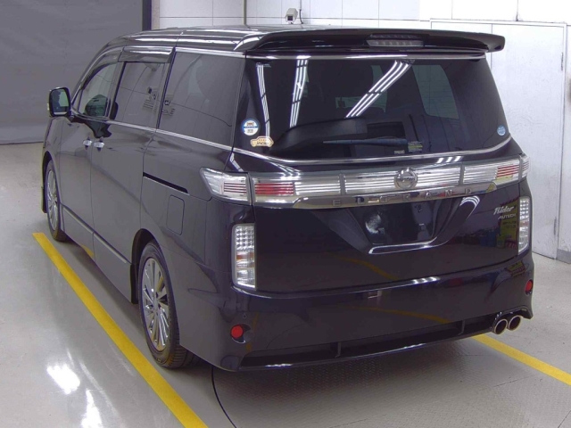 NISSAN ELGRAND 2015