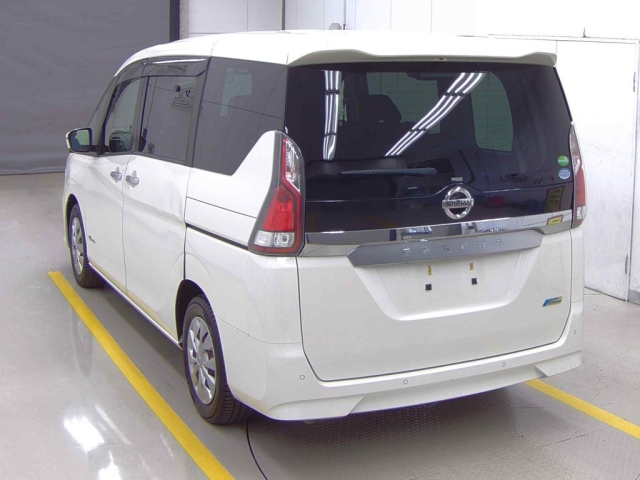 NISSAN SERENA 2017