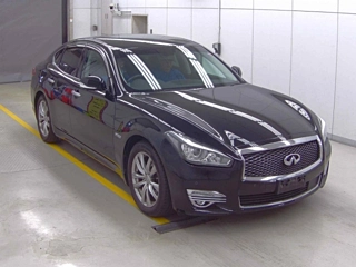 NISSAN FUGA 2018