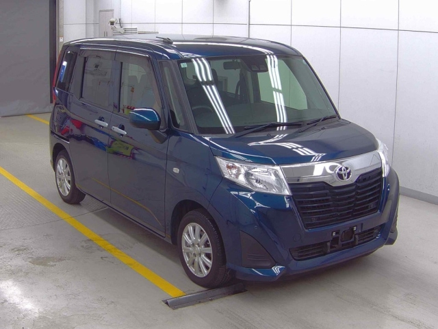 TOYOTA ROOMY 2019