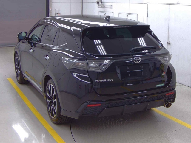 TOYOTA HARRIER 2018