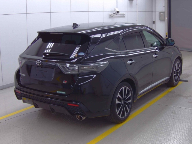 TOYOTA HARRIER 2018