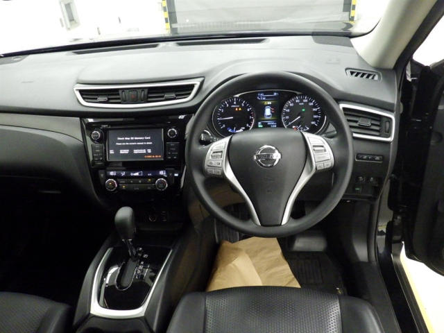 NISSAN X-TRAIL 2016
