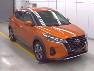 NISSAN LEAF 2022