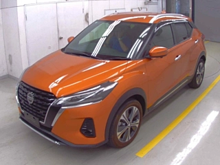 NISSAN LEAF 2022