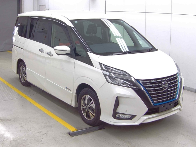 NISSAN SERENA 2020