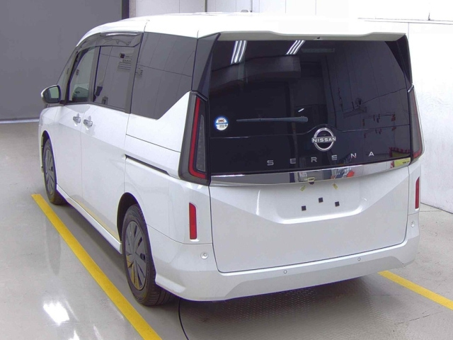 NISSAN SERENA 2022
