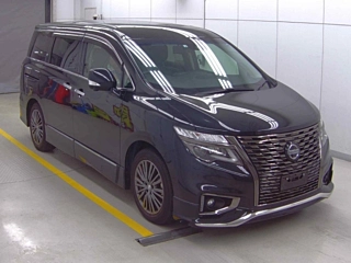 NISSAN ELGRAND 2022
