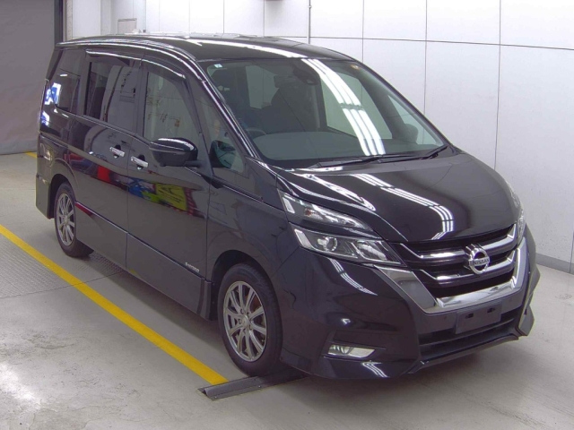NISSAN SERENA 2019