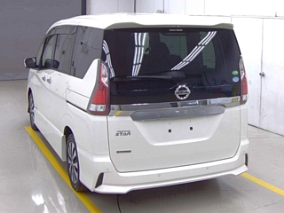 NISSAN SERENA 2019