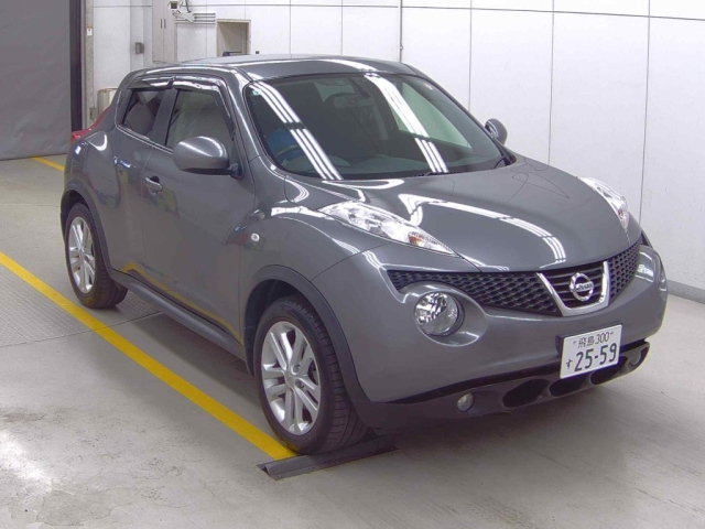 NISSAN JUKE 2013