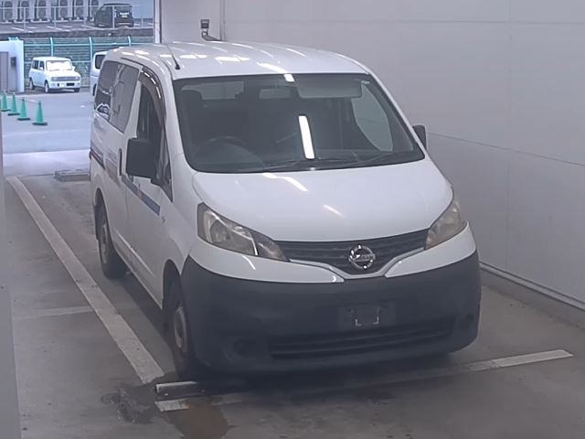 NISSAN NV200 2009