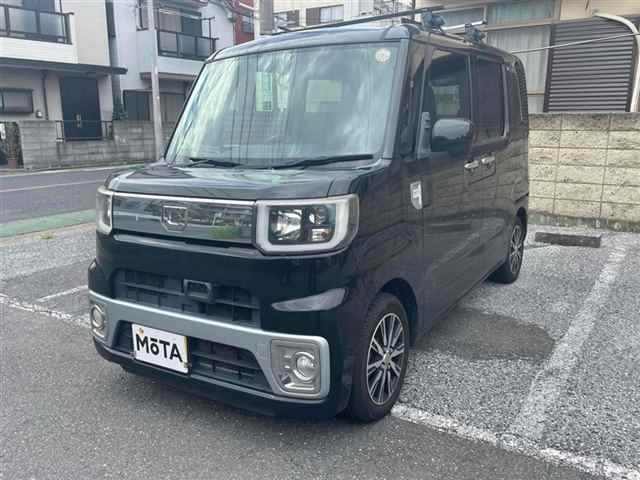 DAIHATSU WAKE 2016