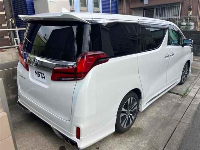 TOYOTA ALPHARD 2022