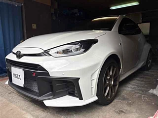 TOYOTA YARIS 2025