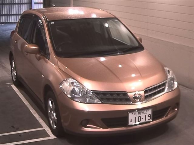 NISSAN TIIDA 2009